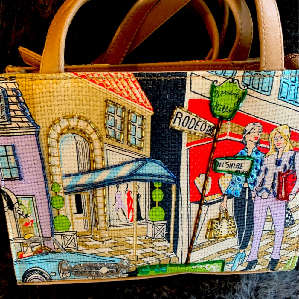 Handbag, purse, shoulder bag